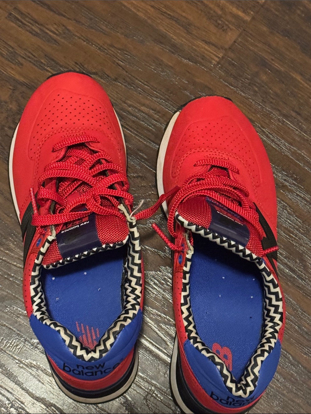 New Balance Red and Black 574 Sneakers with Blue Lining - Picture 2 of 7
